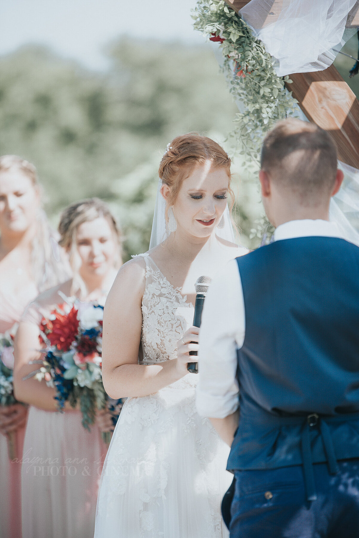 ceremony _ alaynna ann schwartz _ harpors vinyard _ iowa photographer _ playlife photography_0149