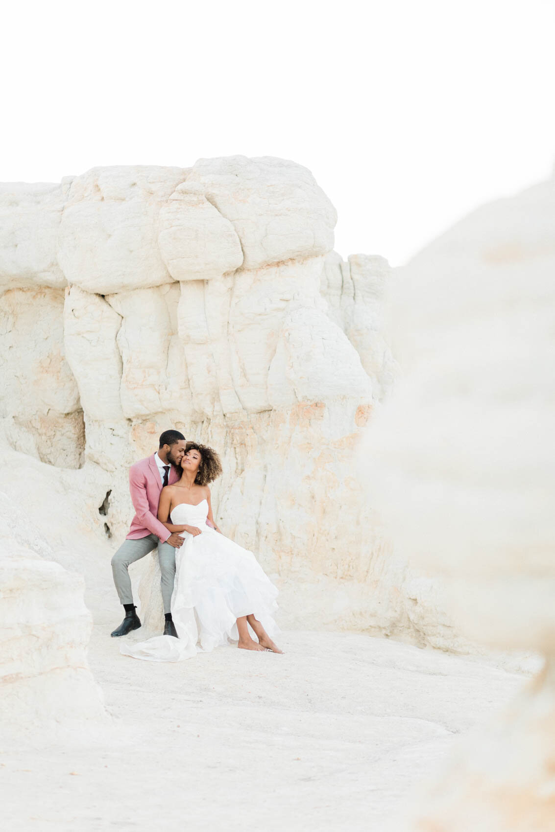 ethereal_editorial_at_the_Paint_mines_for_rocky_mountain_bride_by_colorado_wedding_photographer_diana_coulter-25