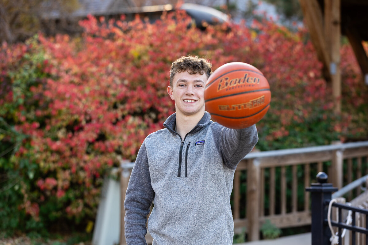 seniorportrait-jackson-fall-spearfish-45