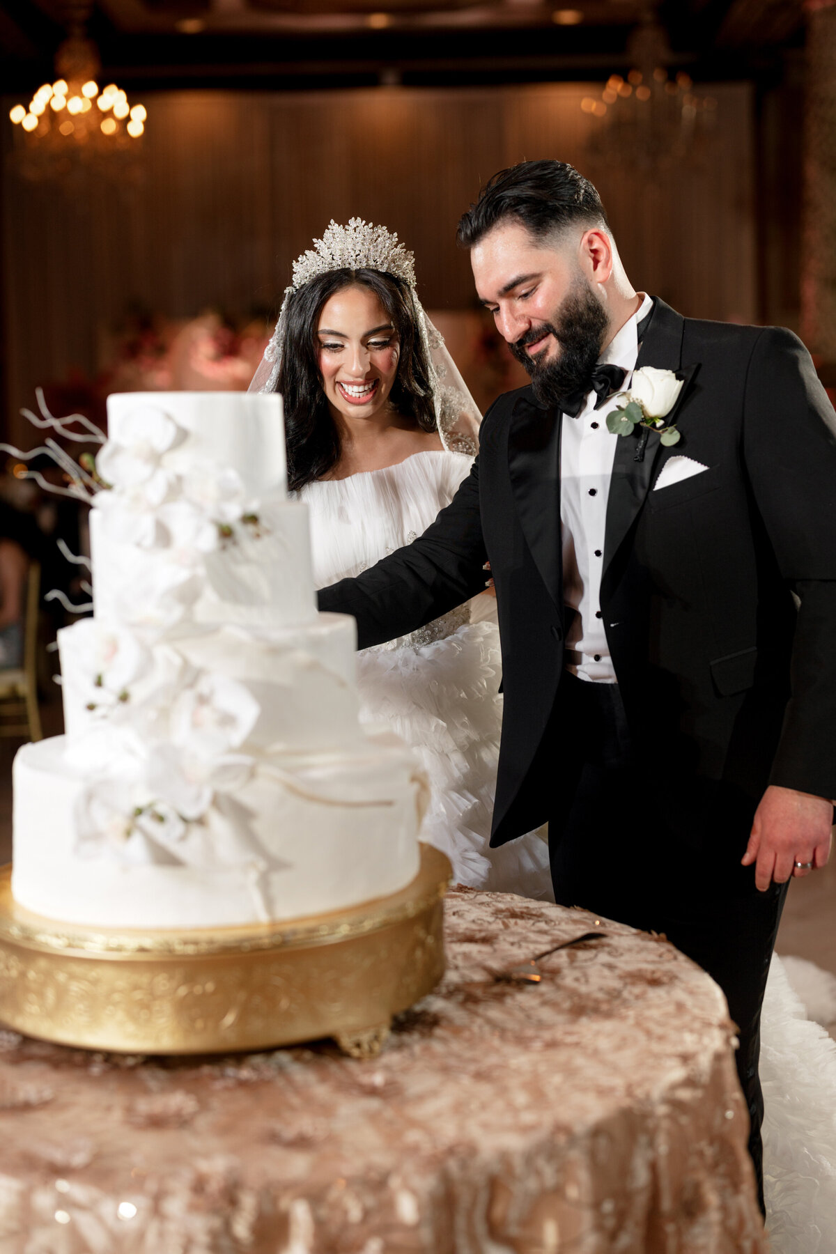 Berlez-Aspen-Avenue-Chicago-Wedding-Photographer-Windy-City-Wedding-Dance-Fulton-West-Event-Christmas-Session-181