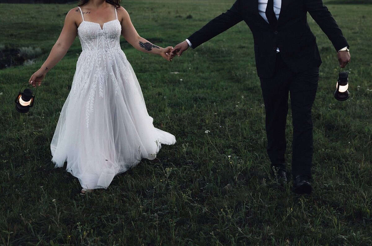 Alberta elopement and micro-wedding galleries by Allie Knulls Photography