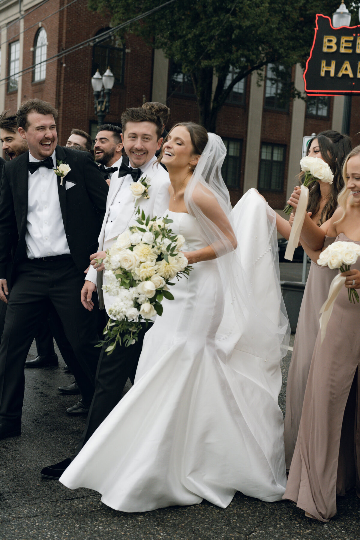 the-evergreen-portland-oregon-wedding-bridal-party-photos-170