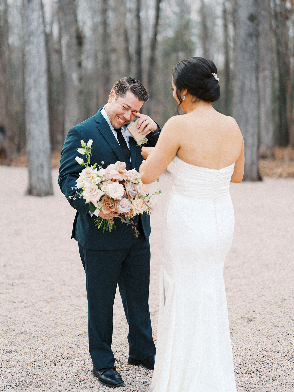 megan-ryan-wedding-first-looks-26_websize
