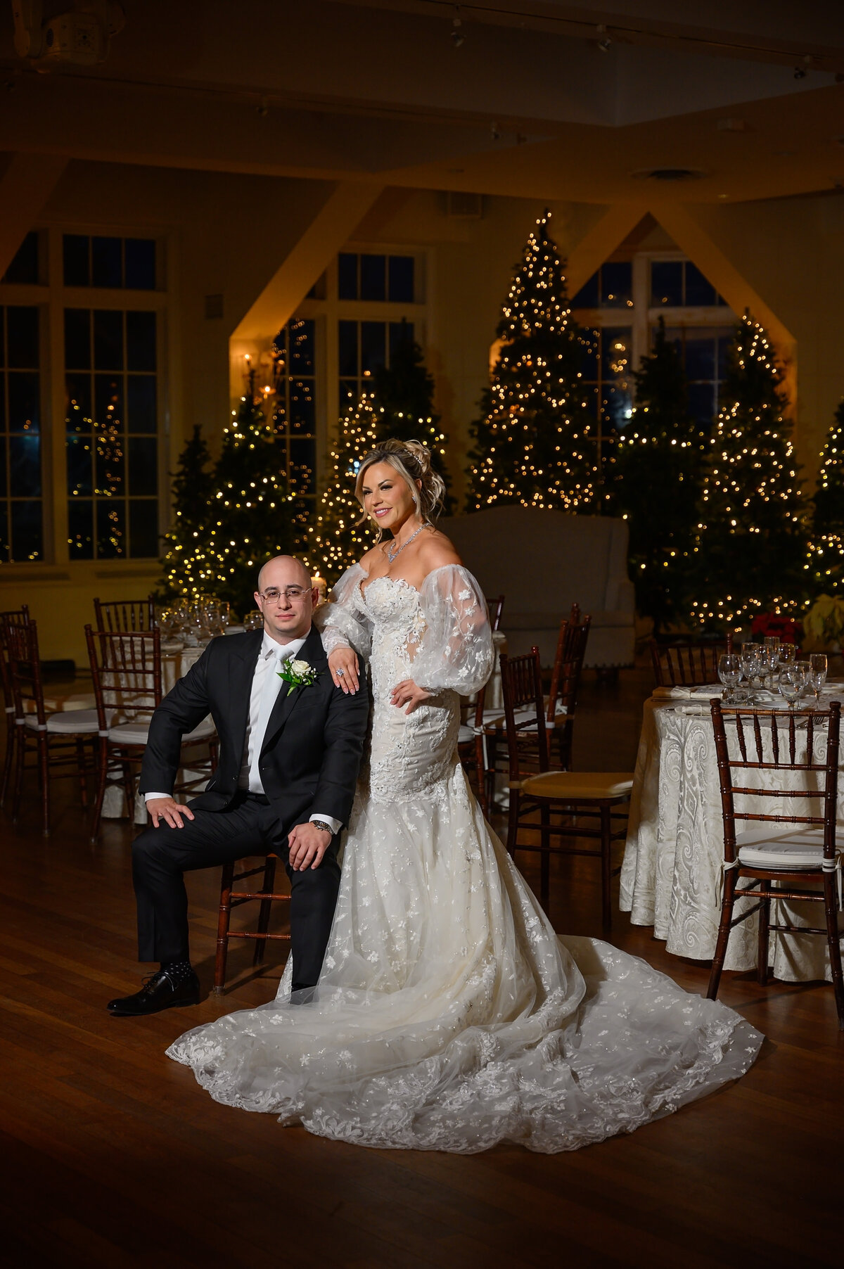 Christmas wedding portraits with bride and groom Heritage Club at Bethpage New York