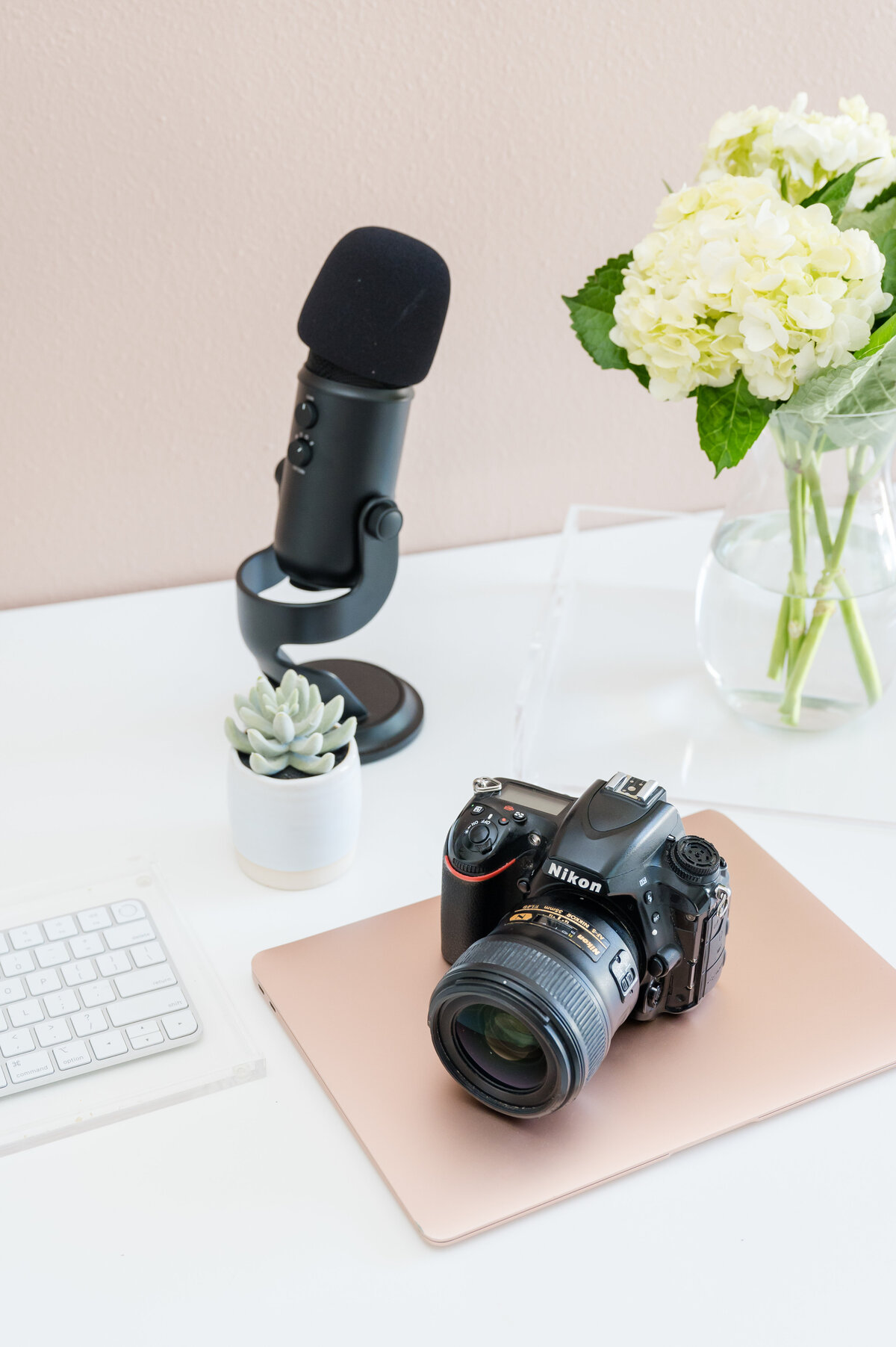 099_christina jones_022522