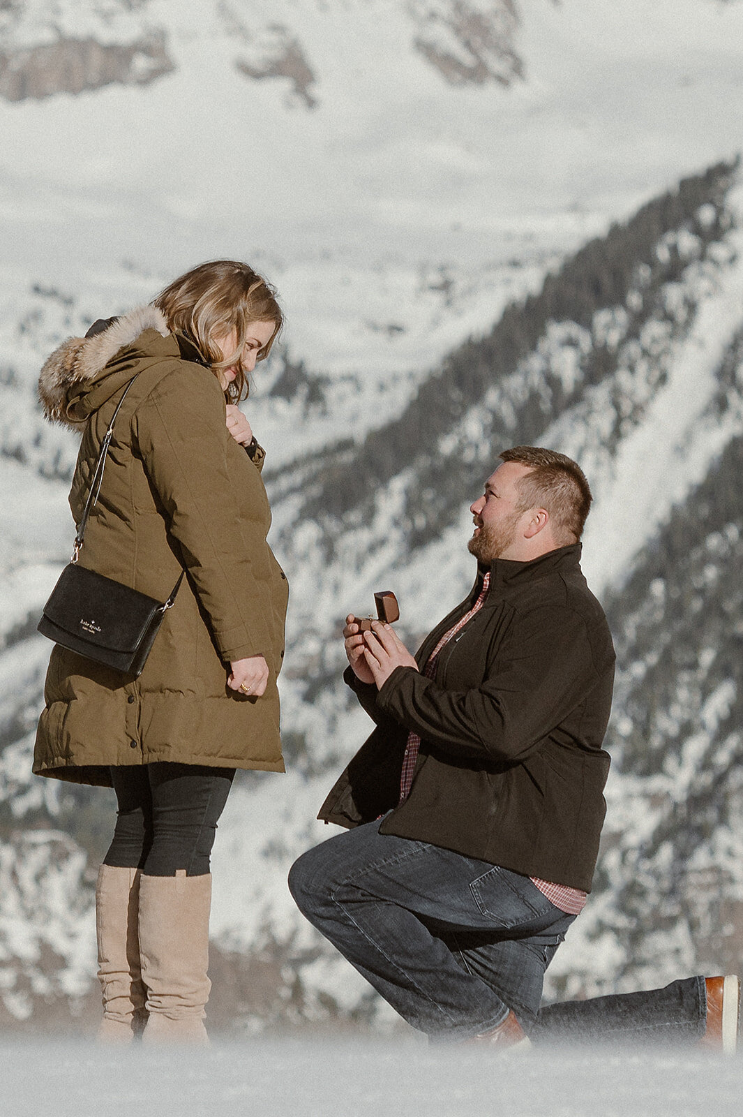 Winter_Engagement_Telluride_Proposal_San_Sophia_Overlook_AshleyJoycePhotography6