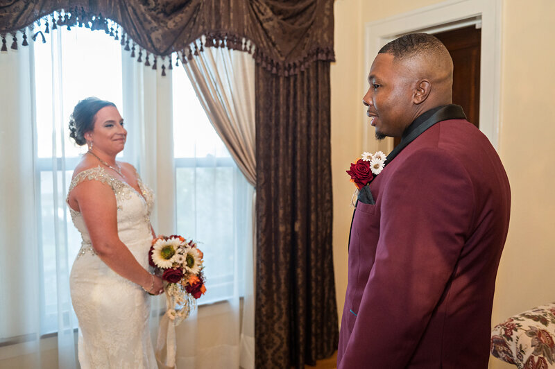 Detroit Wedding Photographer Victoria Wedding Chapel-039