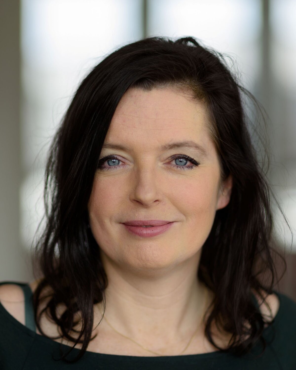 dr femke e. bakker 