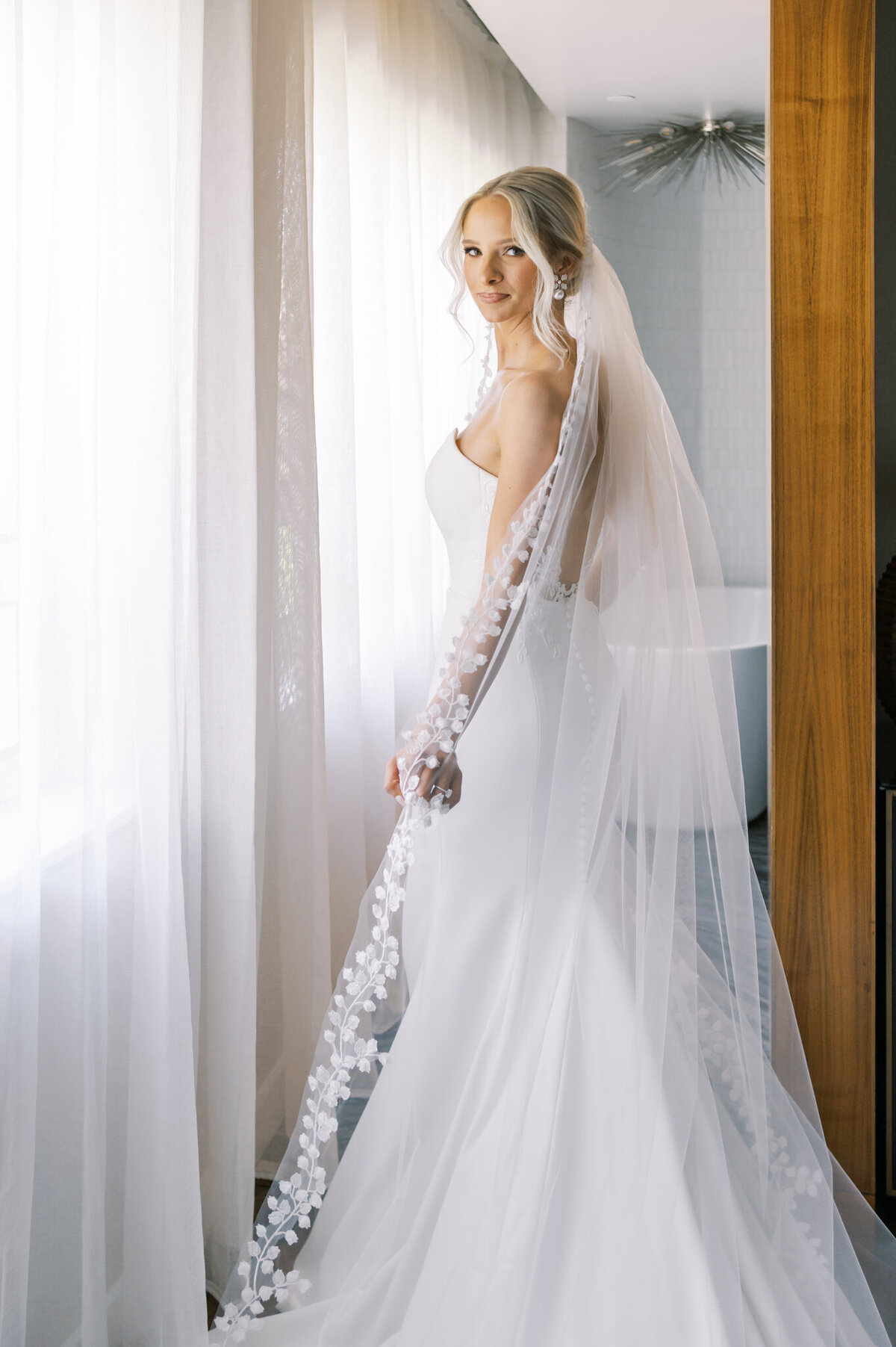 Dallas_Wedding_Photographer_Bethany_Erin_Photography_Allyson&Jack_Wedding-116