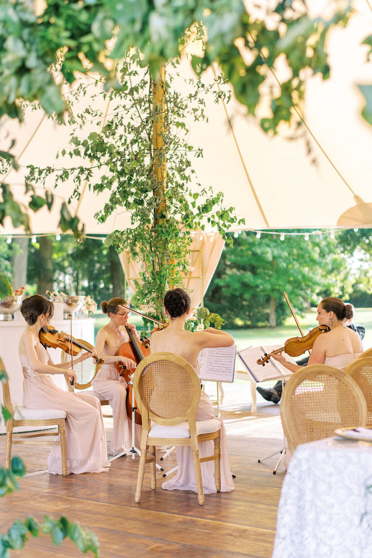 Maïlys Fortune Photography Husband Wife Wedding Weddings Photography France Switzerland Italy Timeless Dreamy Imagery Bilingual French English Destination Weddings Destination Wedding Provence French Riviera Paris Lake Como Tuscany134