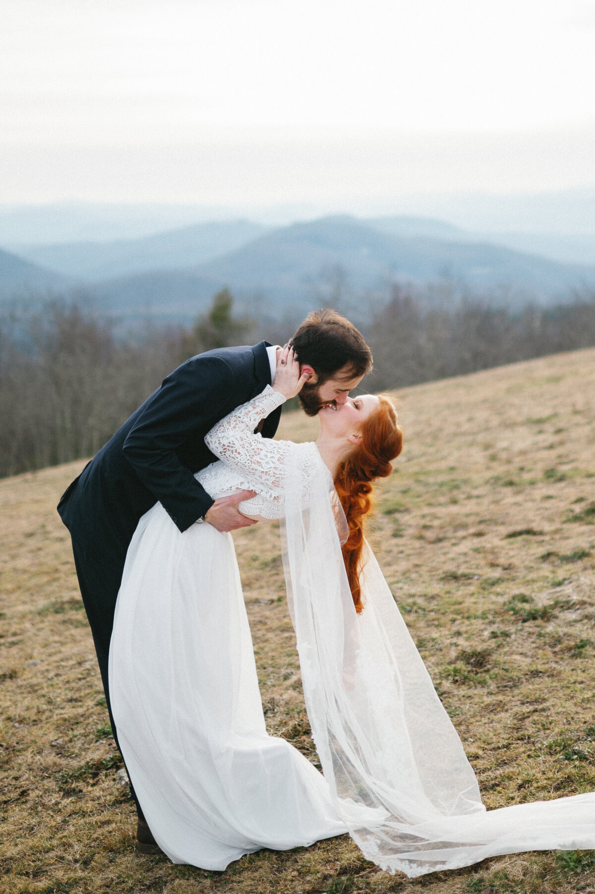 asheville-nc-romantic-elopement