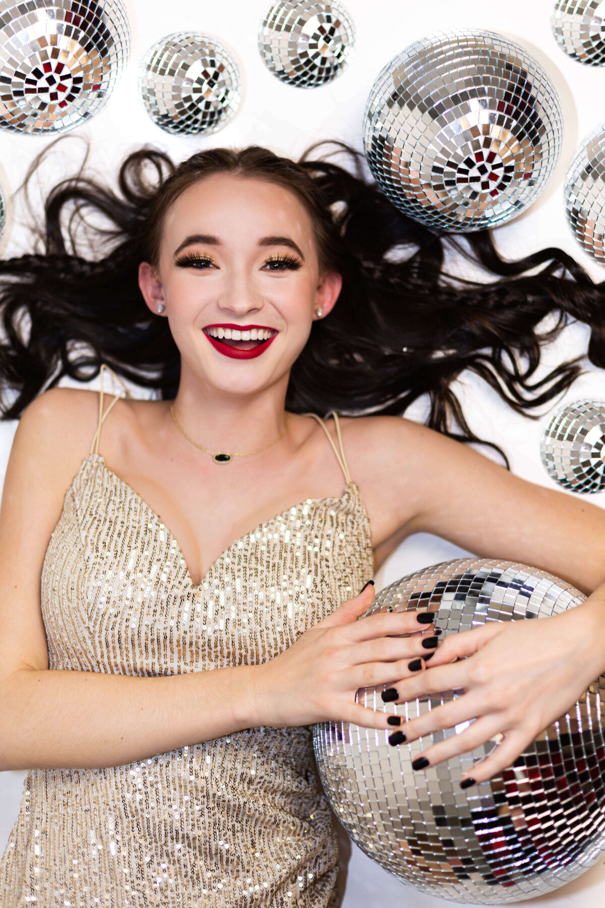 Holiday Styled Senior Photoshoot34
