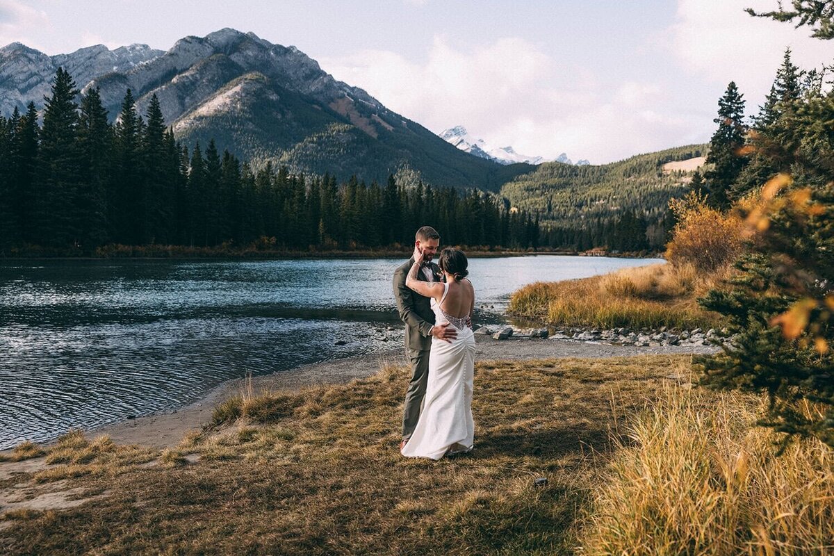 Alberta elopement and micro-wedding galleries by Allie Knulls Photography