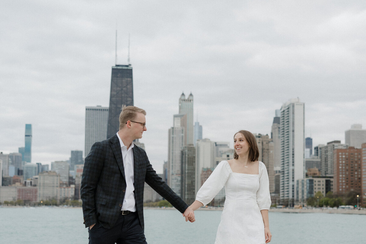 Indianapolis engagement photography urban skyline backdrop