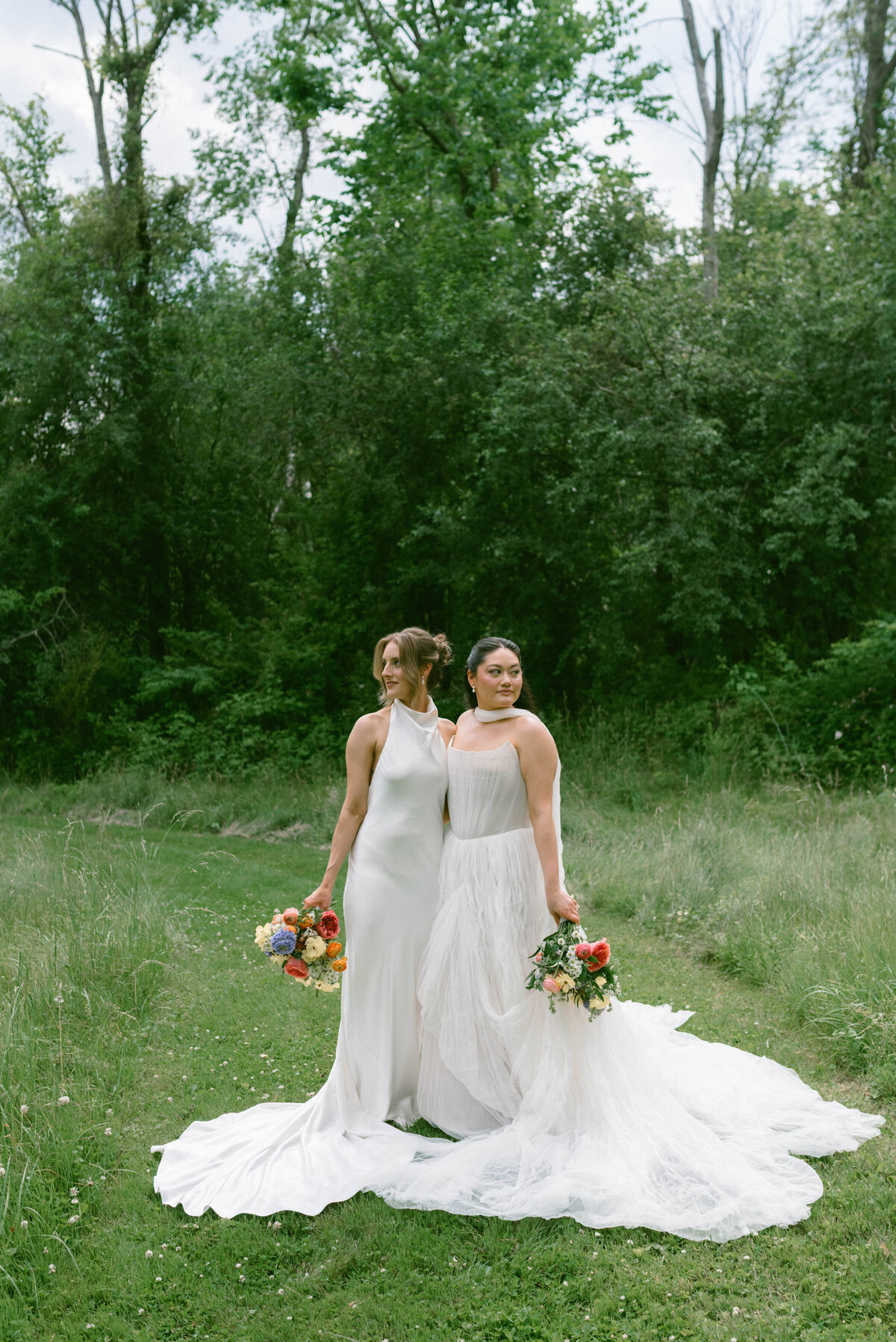 Faye-Fern-Creative-ArdentAndElm-Meaghanne-Tatiana-Hudson-Valley-Same-Sex-Wedding-First-Look-06