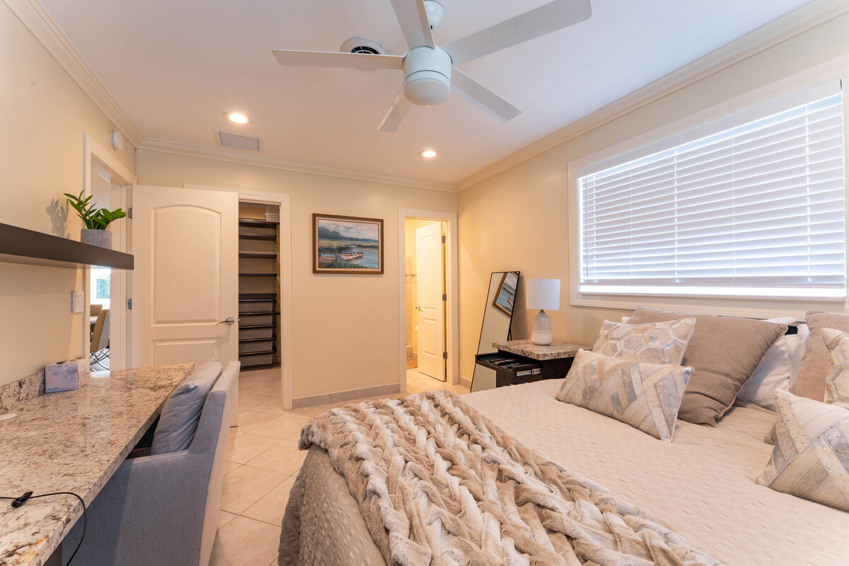 Bedroom 1 (2)