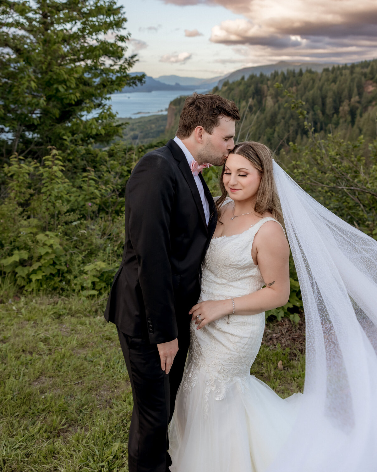 Portland-Oregon-Wedding-Photographer.jpg