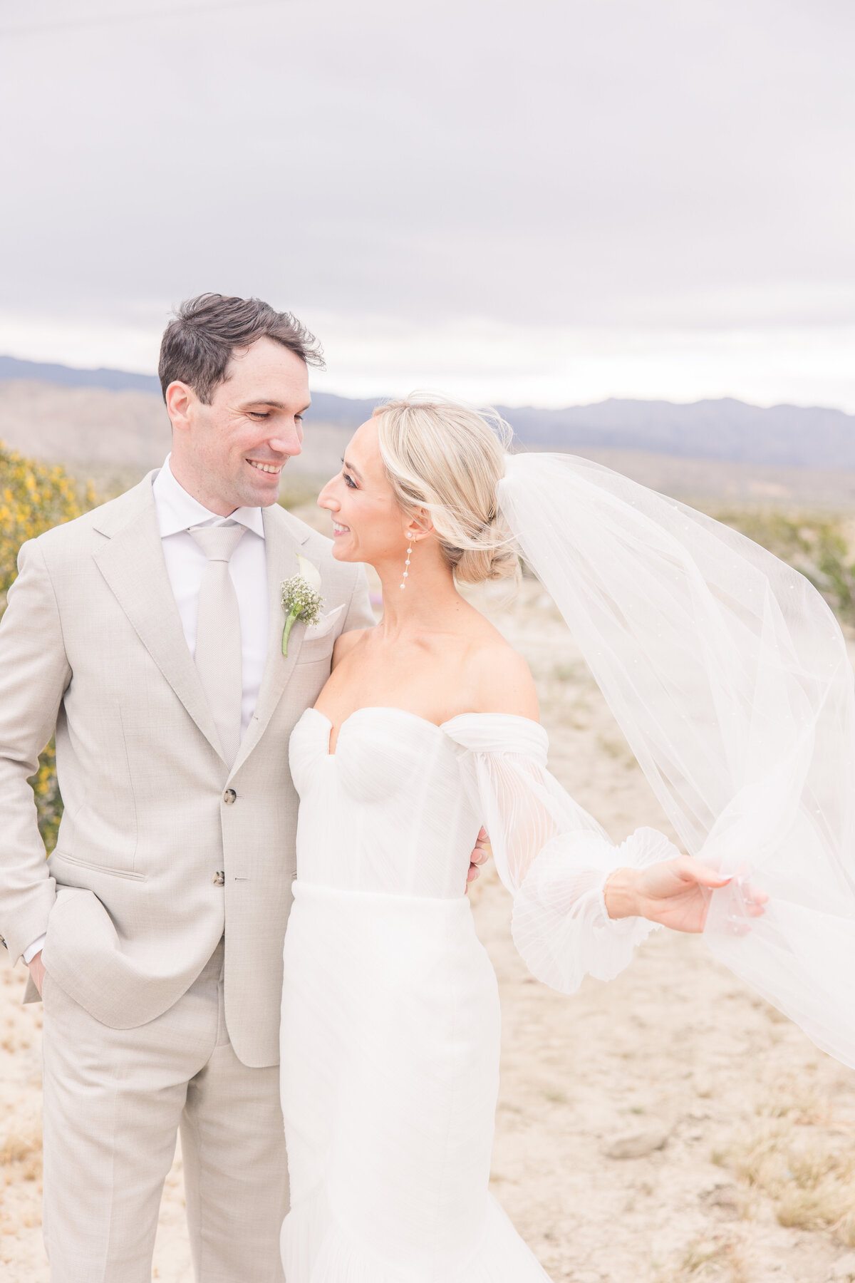 The Estate at Via Las Palmas Palm Springs Light and airy spring wedding southern california wedding venue luxury photography-224