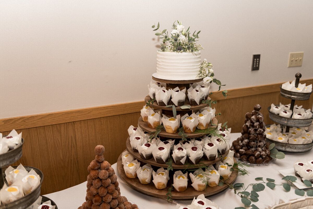 Elegant flower wall decoration at wedding