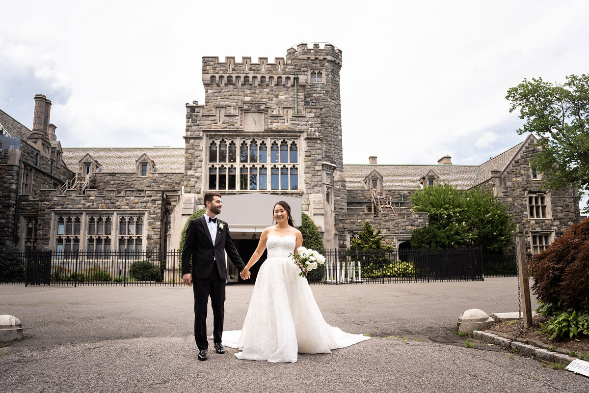 emma-cleary-new-york-nyc-wedding-photographer-videographer-wedding-venue-hempstead-house-3