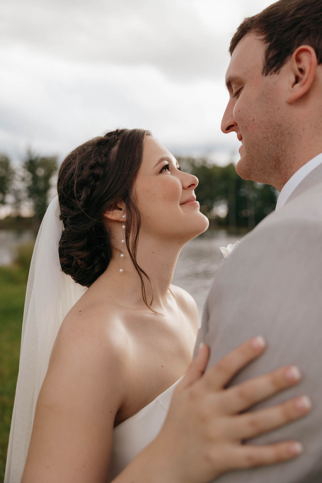 Emily-Hayter-Georgia-Wedding-Photography-Bride-and-Groom7359
