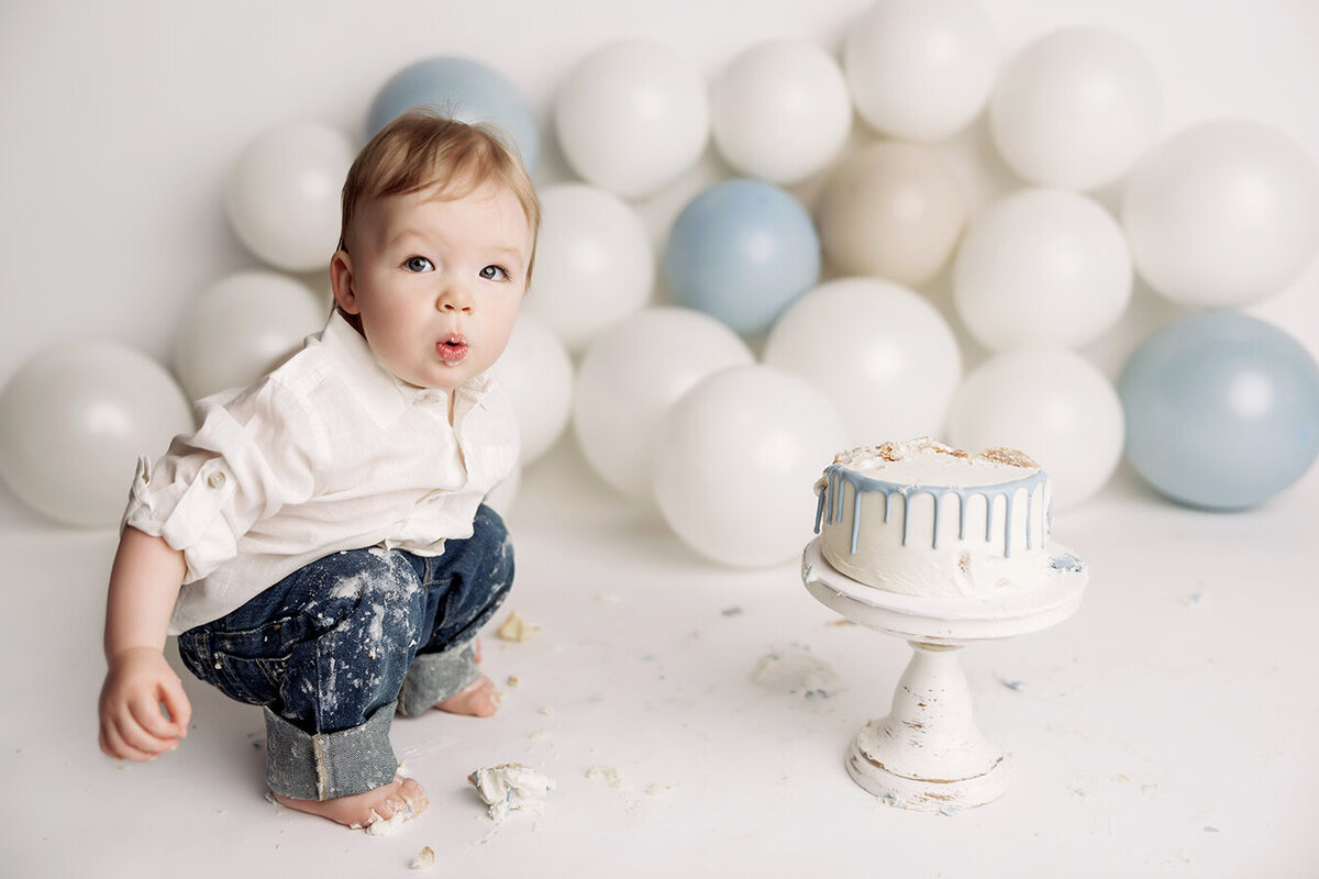 Cute first birthday photo shoot in Fort Collins