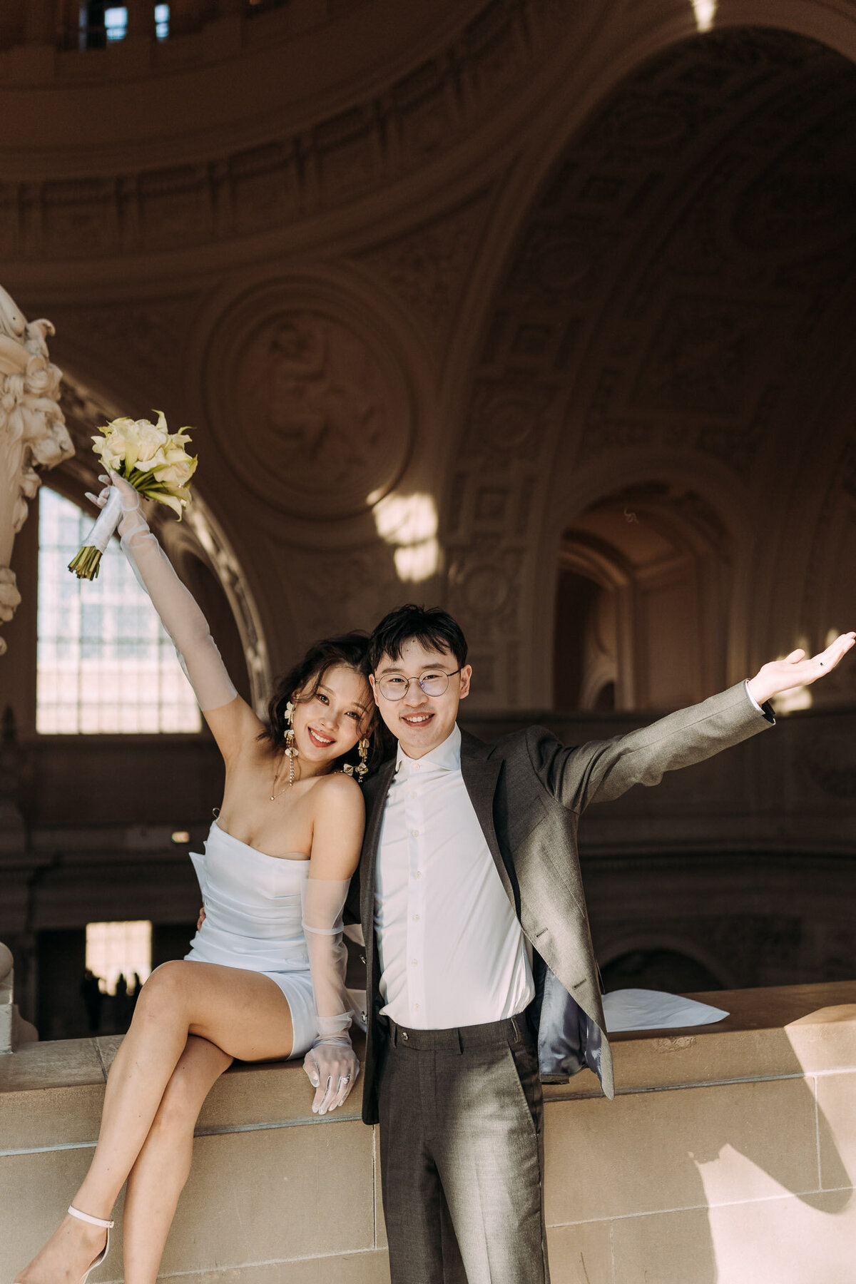 Joyce Li Photography Destination Wedding Elopement Engagement Lifestyle Portrait Photographer West Coast Seattle Washington California sfcityhallelopement-32