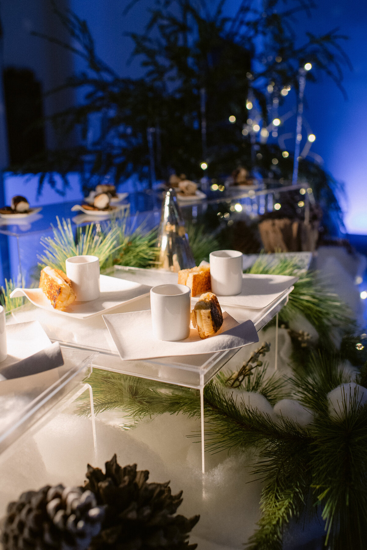 245-_0MJ7928-michaela-joy-photography-corporate-holiday