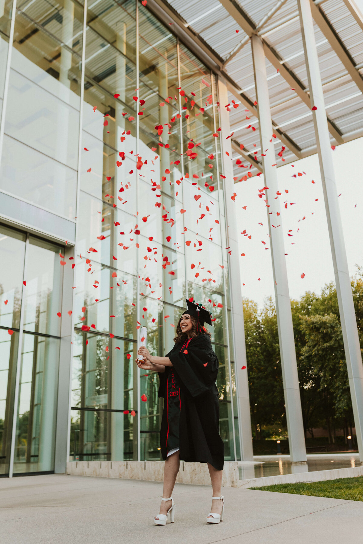 graduation-grad-confetti-photoshoot-northridge-university
