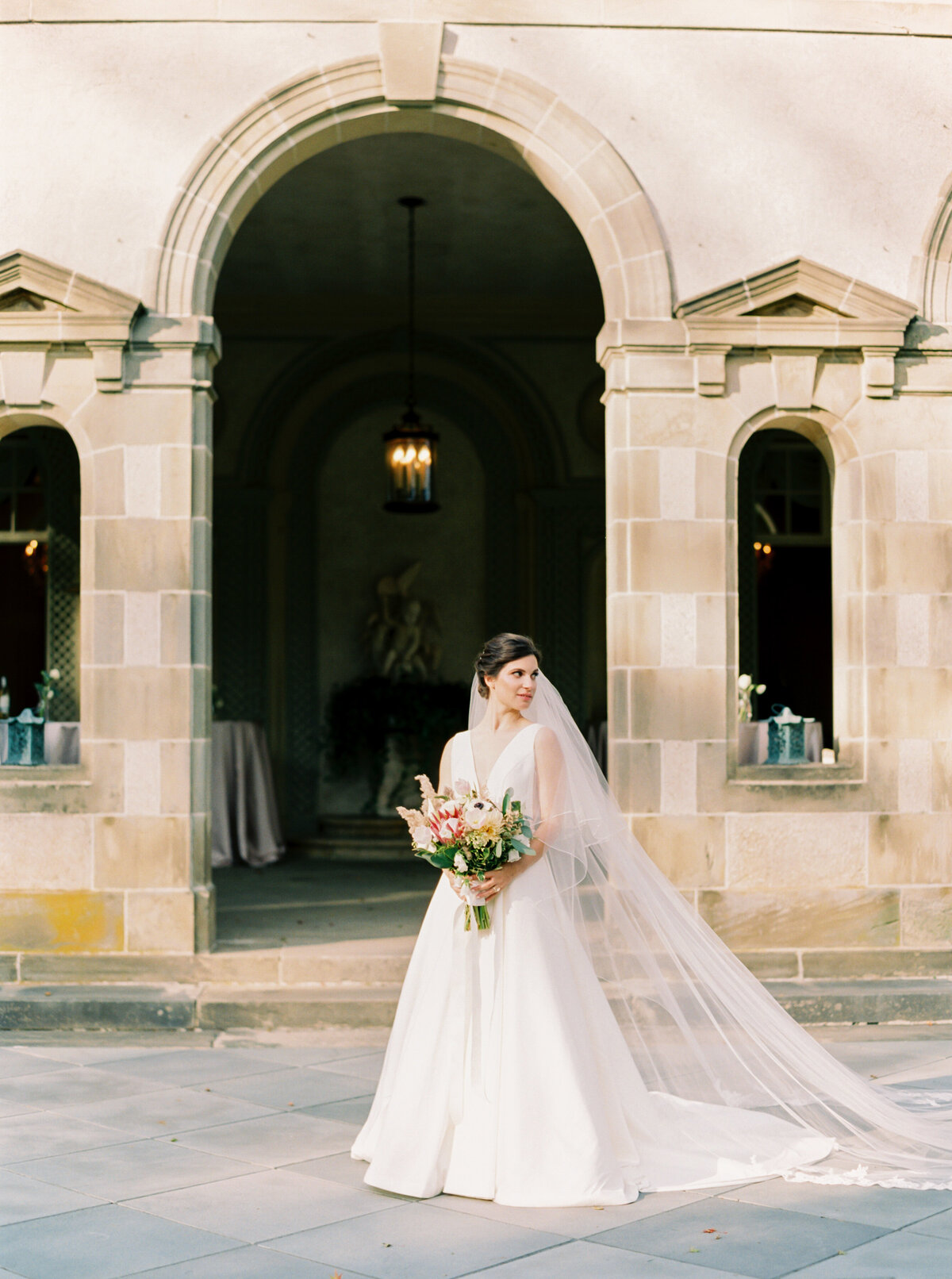 Tiffaney Childs-Newport Wedding Photographer-Lori + Christopher-Glenmanor House Wedding-21