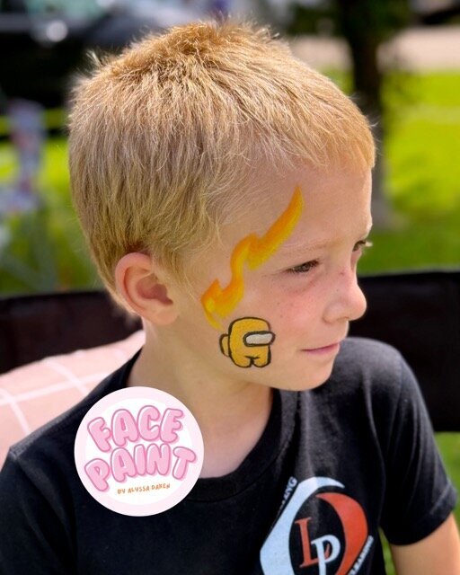face-painting-by-alyssa-daken-flames-gold-among-us-boys-face-paint-design