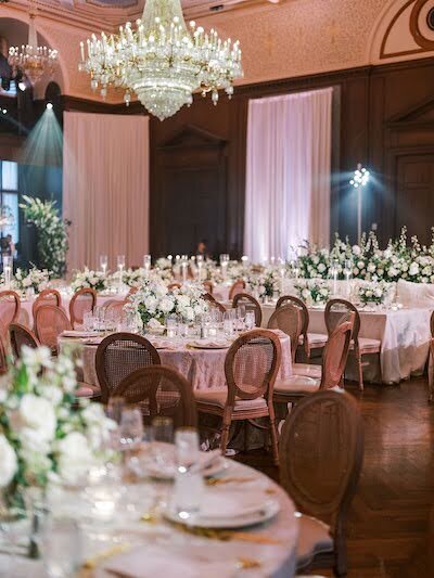 Garden-style-wedding-union-league-philadelphia-florist14