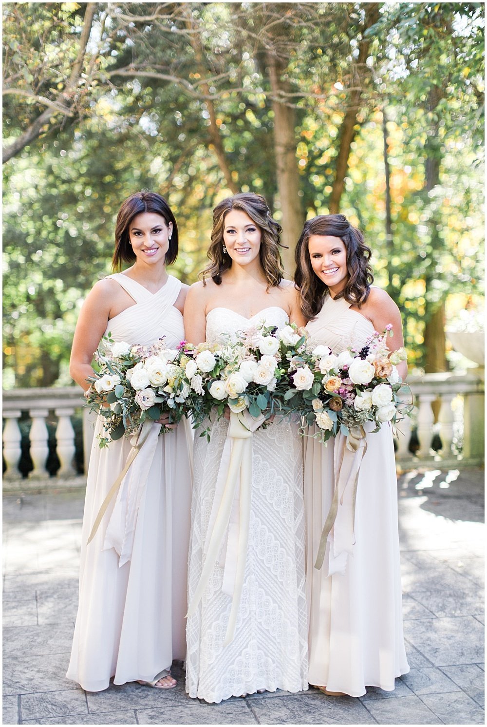 Laurel-Hall-Fall-Navy-Wedding-Ivan-Louise-Images-Jessica-Dum-Wedding-Coordination_photo_0015