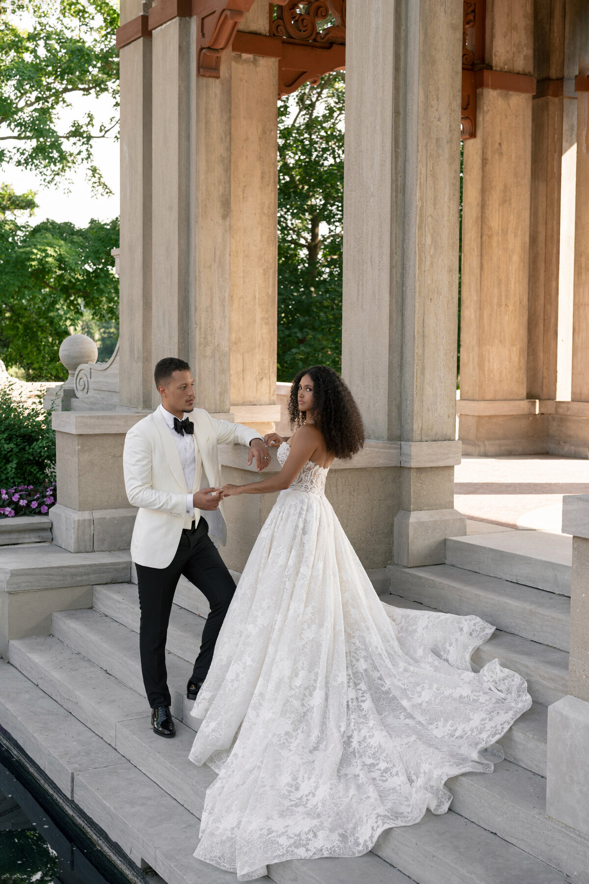 Berlez-Chicago-Wedding-Photographer-samantha-li-bridal-Eve-of-Milady-Armour-House-Editorial-187