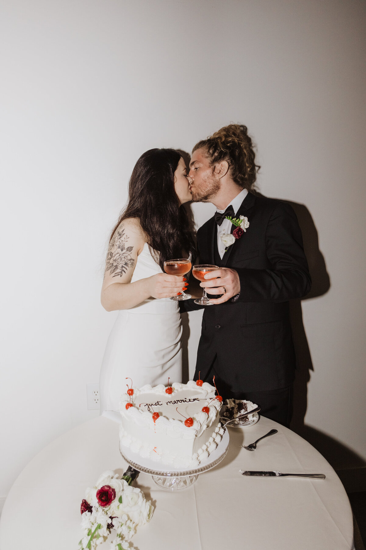 savannah-wedding-photographer-charleston-wedding-photographer-documentary-wedding-photographer-near-me-editorial152