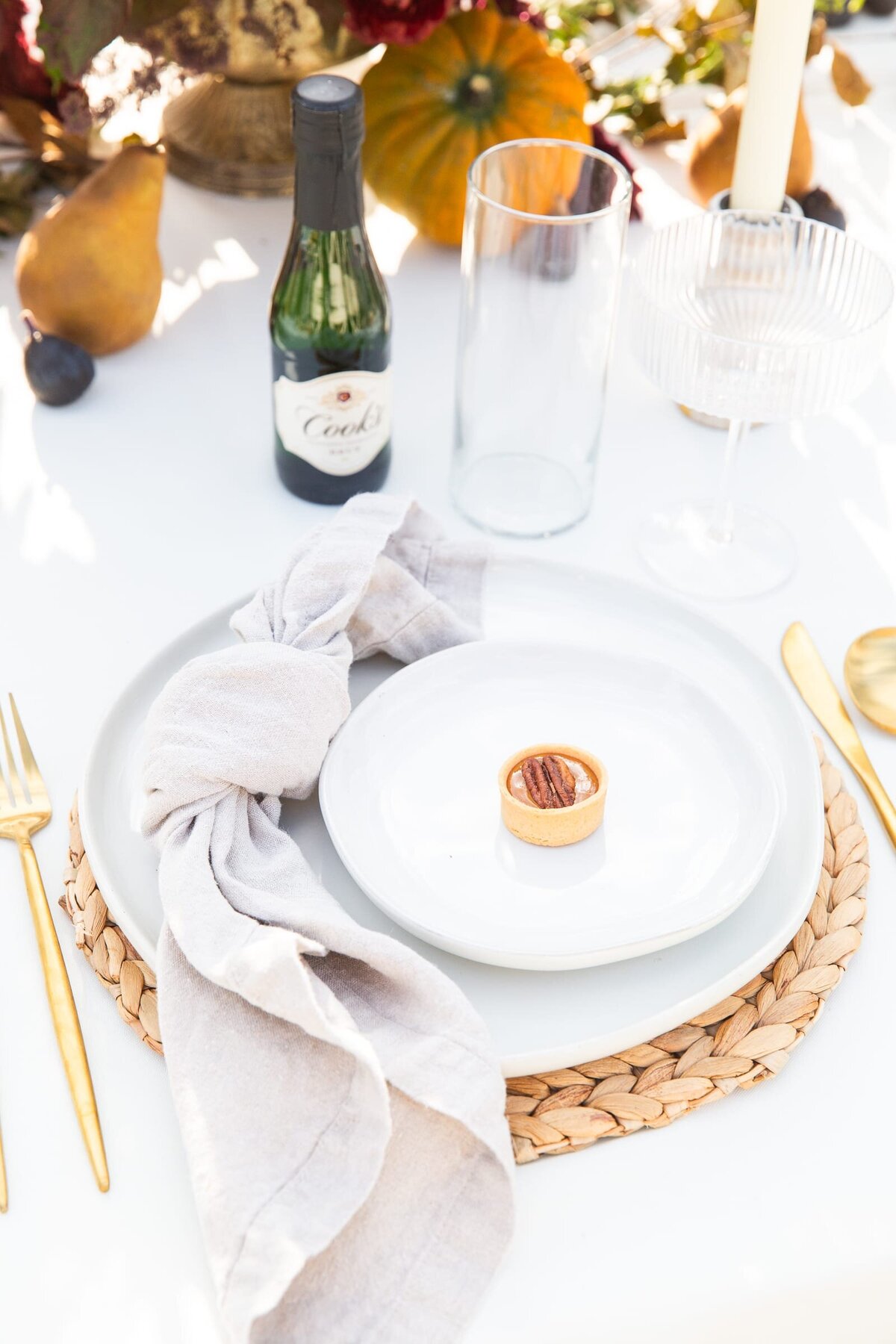 elegant-wedding-table-inspo