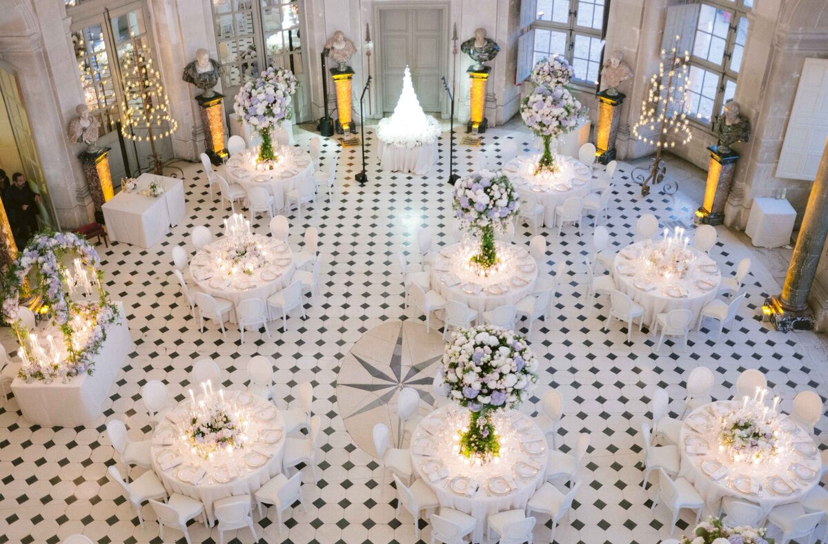 Chateau Vaux Le Vicomte Fairytale Destination Wedding in France -20
