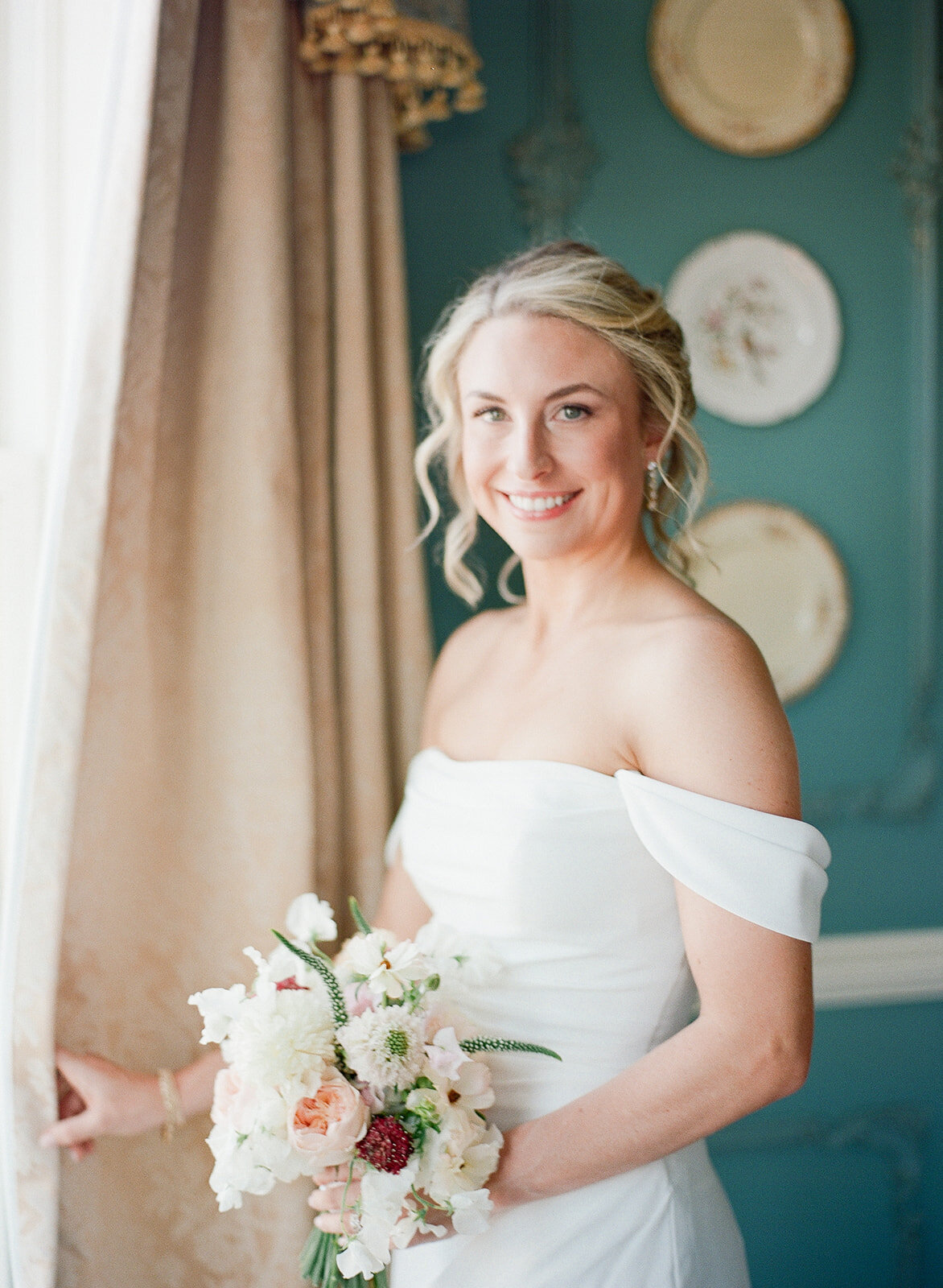 Wedding_Chanler Cliff Walk_Newport Mansions_RI__93731513_0001©HilaryBlock