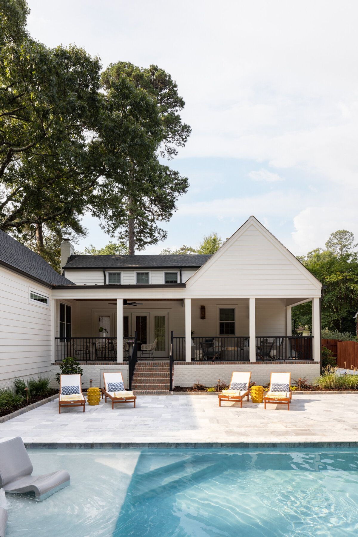 MollyRosePhoto-2023-July-DesignAndDwellStudio-ForestHills-040