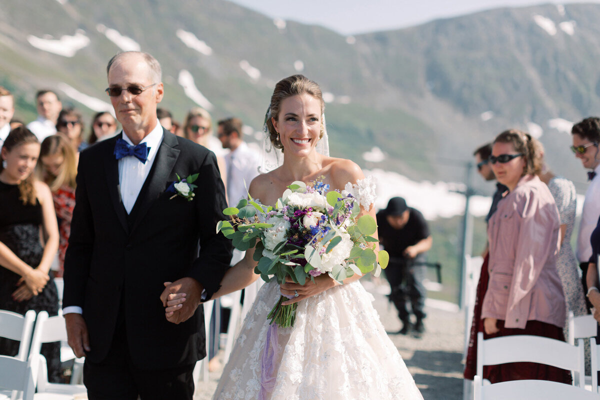 Alyeska-Wedding-Photographer-CorinneGraves-1023