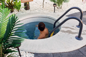 WinnersRetreat-ColdPlunge-005