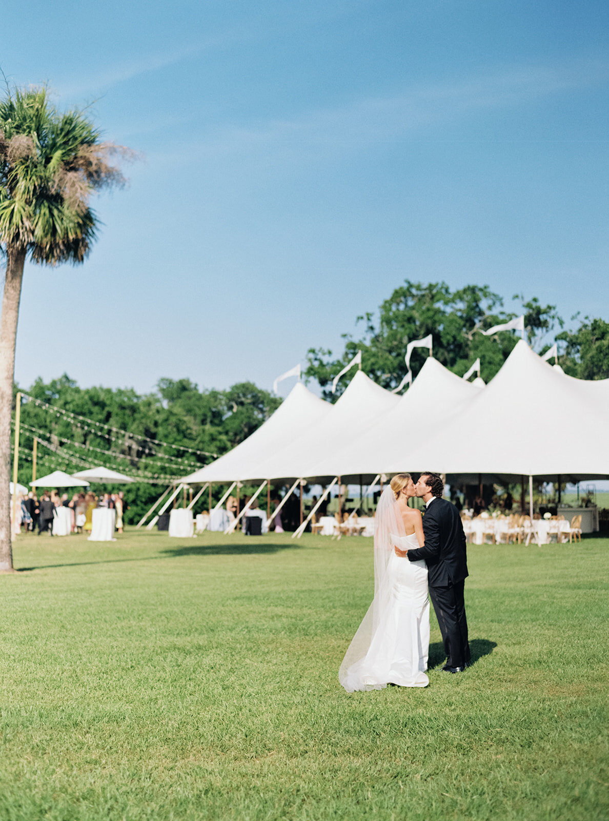 Agapae_oaks_st_helena_beaufort_destination_Wedding_Kailee_DiMeglio_Photography-132