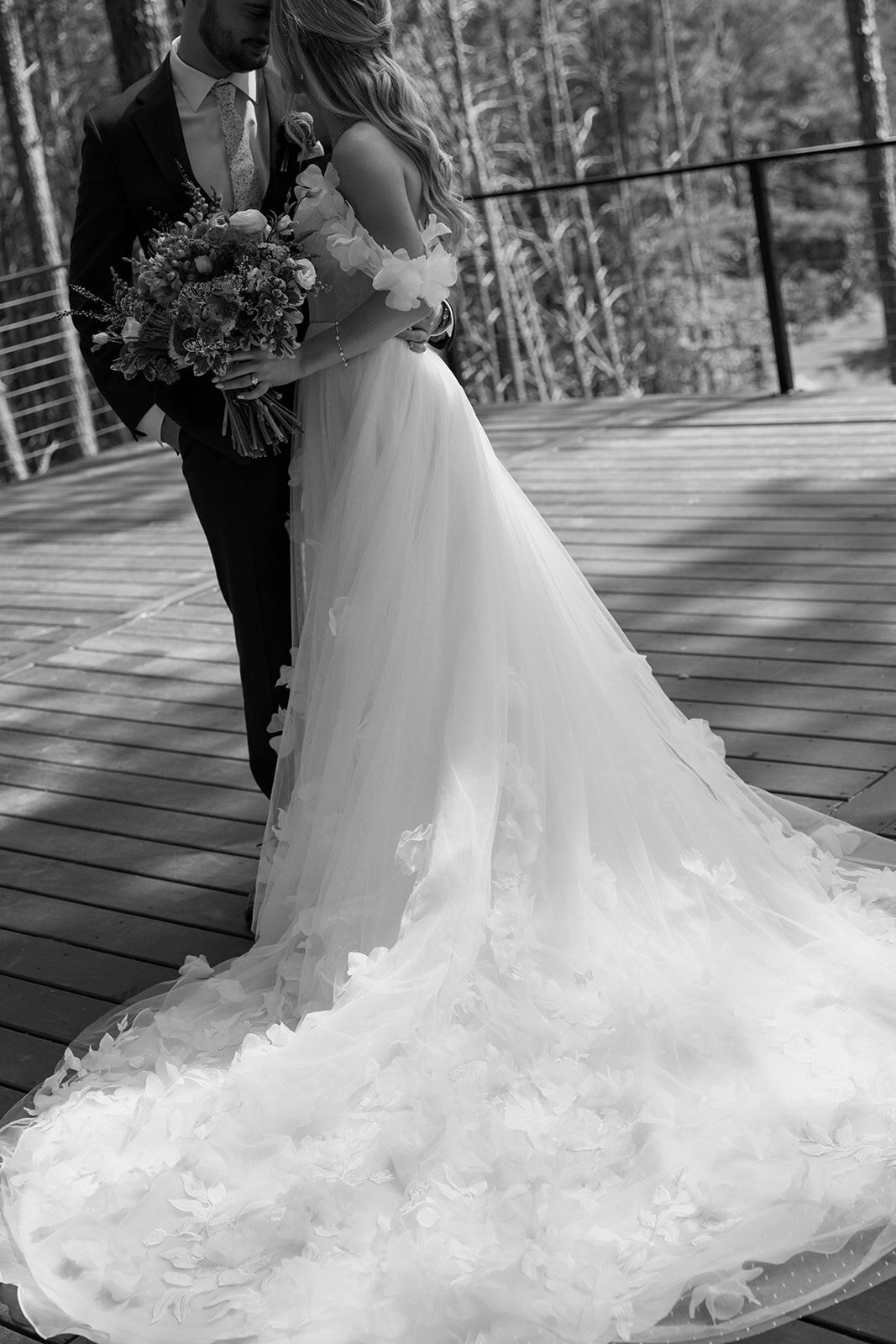 the-fosters-wild-magnolia-weddings-14