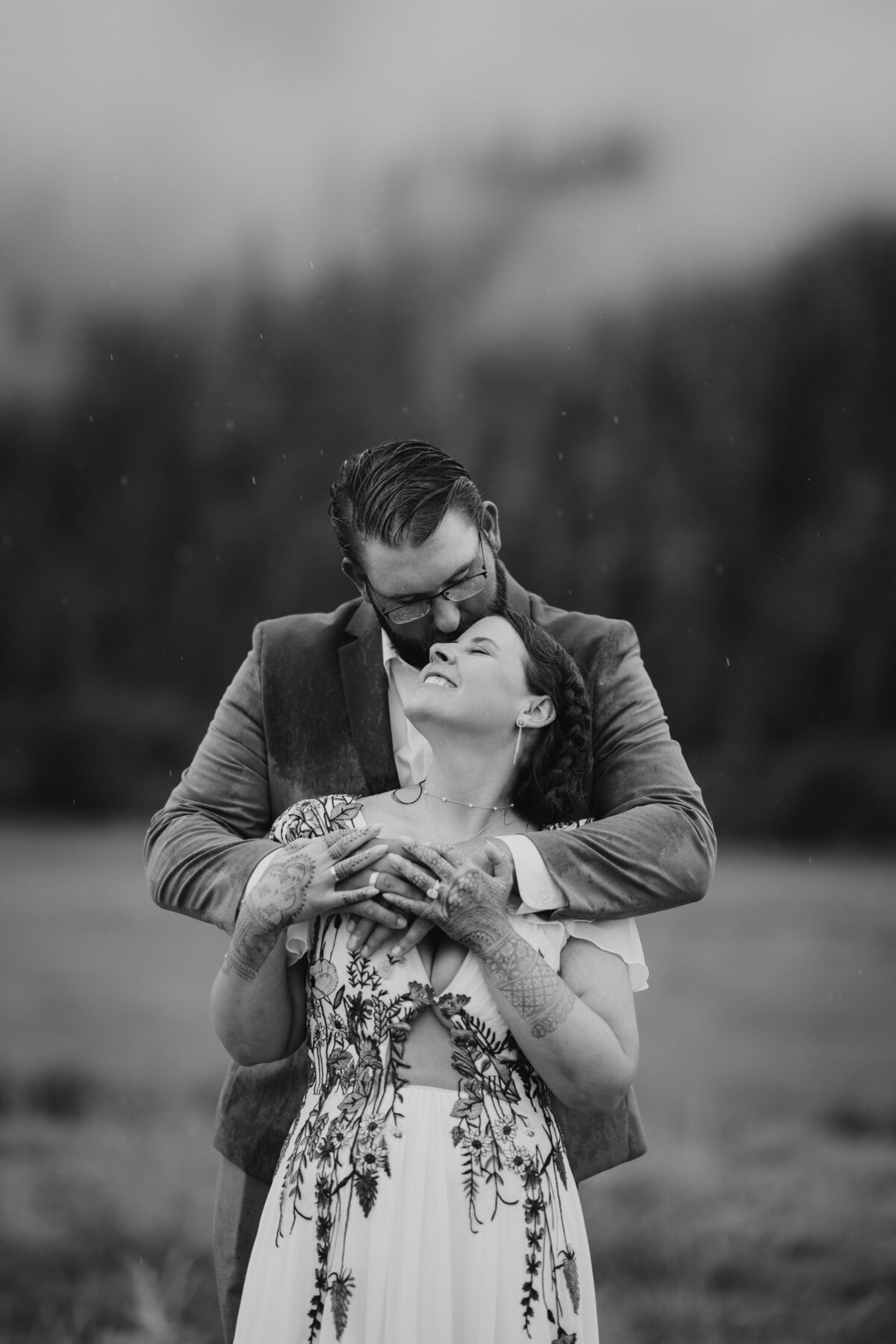 ashley-matt-elopement-eagle-beach-66