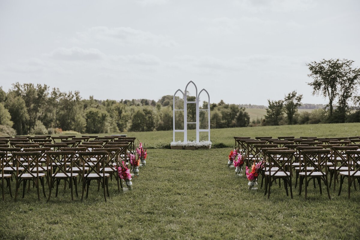 K+J Backyard Farm Wedding Colourful Flowers18