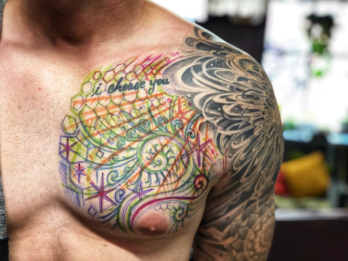 freehandchest