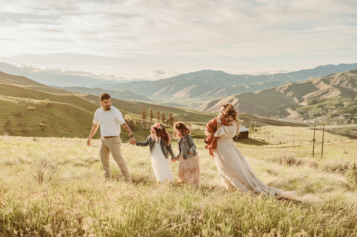 leavenworth family photographer abbygale marie photography reclamation dress-6
