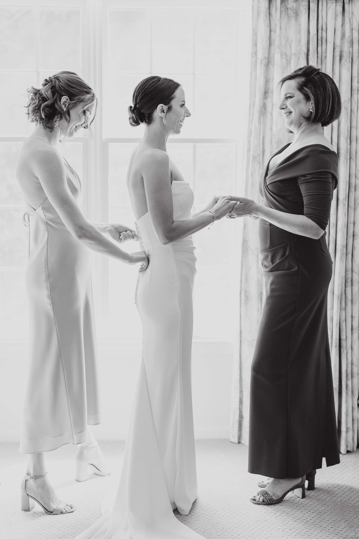 Ashley Mac Photographs - Top Wedding Photographer - New Jersey - Connecticut - New York - Rhode Island - East Coast Meets West Coast with Pops of Color Wedding Inspiration -09