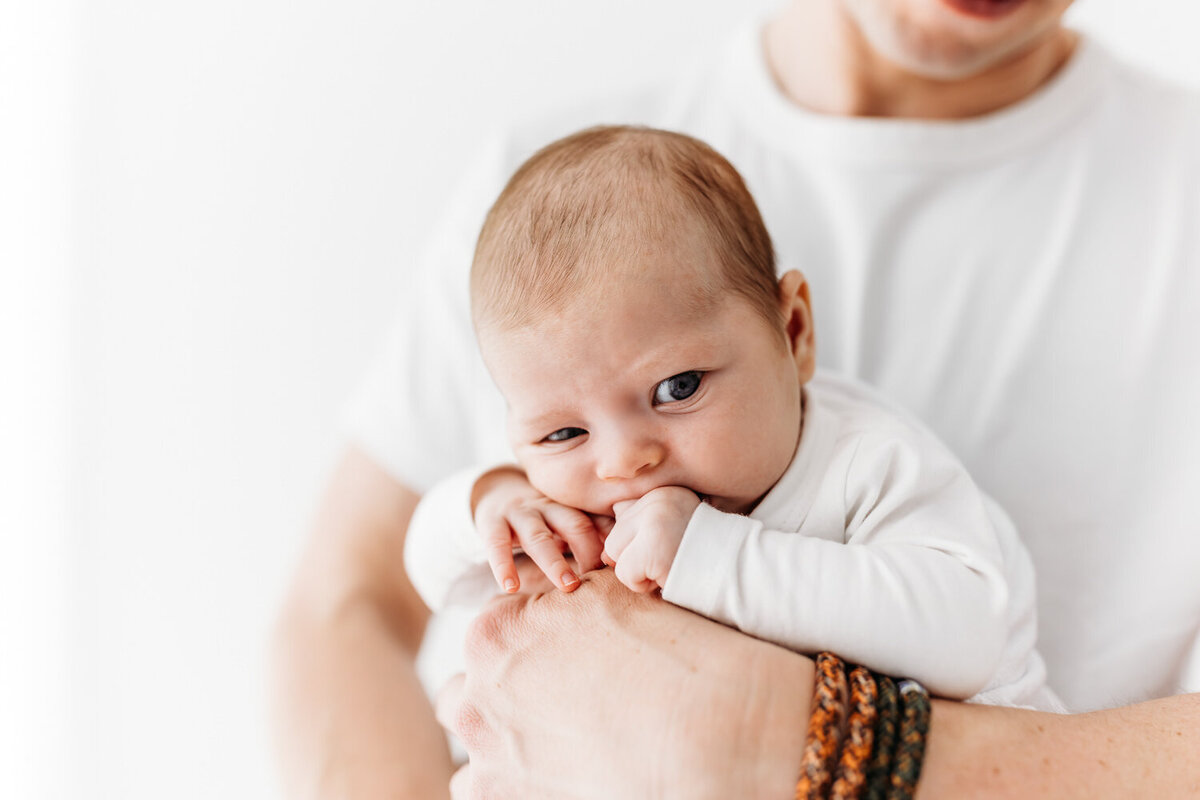 Newbornshoot_in_de_studio_Tine_Storms_Photography-33