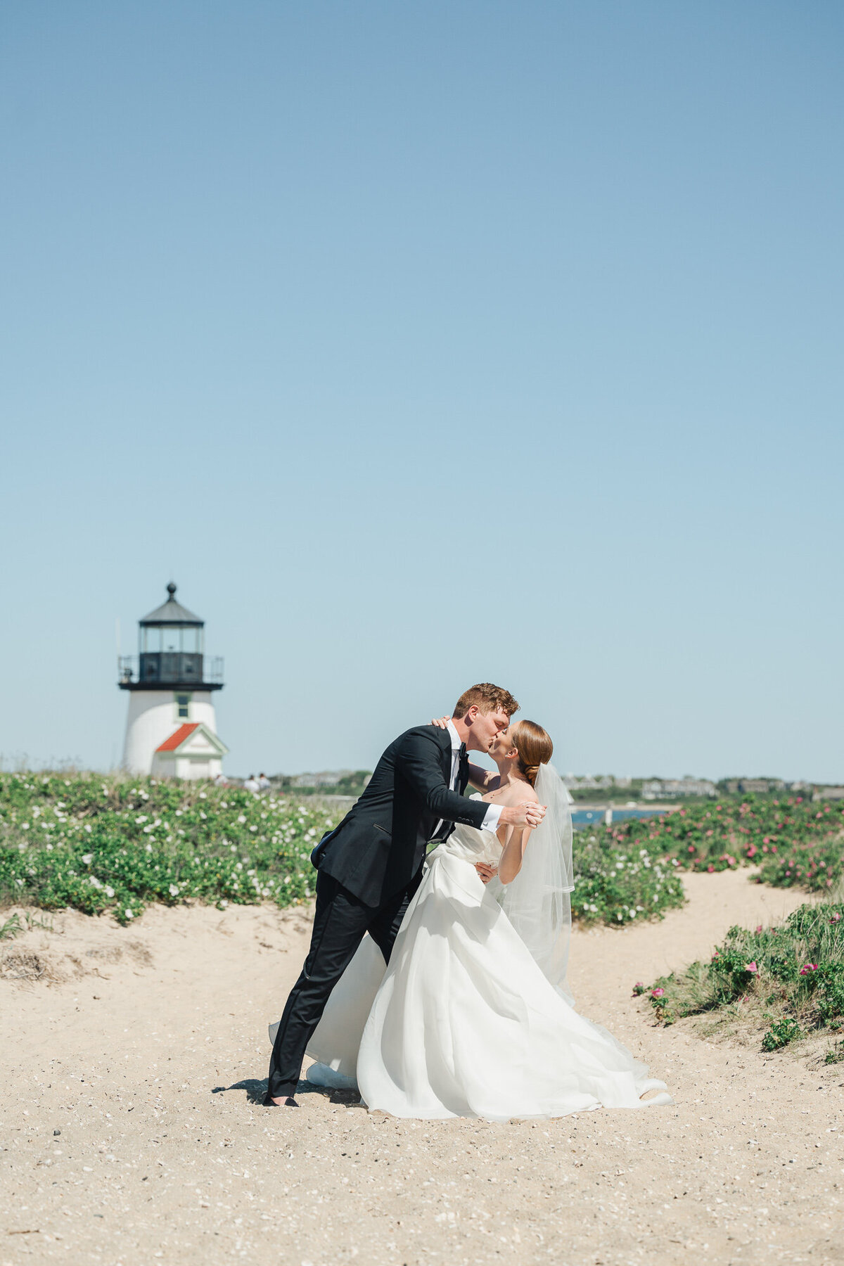 June-White-Elephant-Wedding-Zofia-023